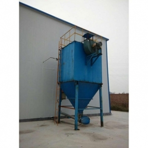 采用覆膜濾袋的布袋除塵設(shè)備